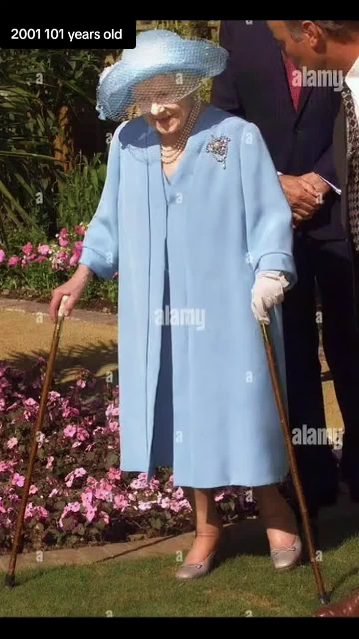 @_queen_mum_0