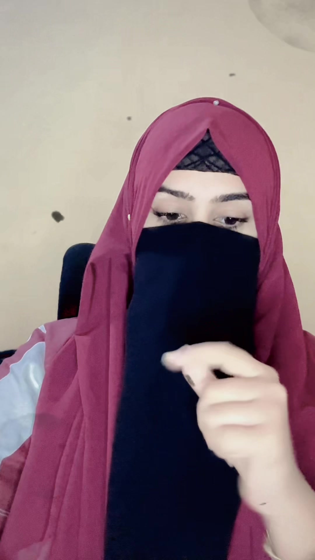 @𝘾𝙖𝙥𝙧𝙞𝙘𝙤𝙧𝙣♡