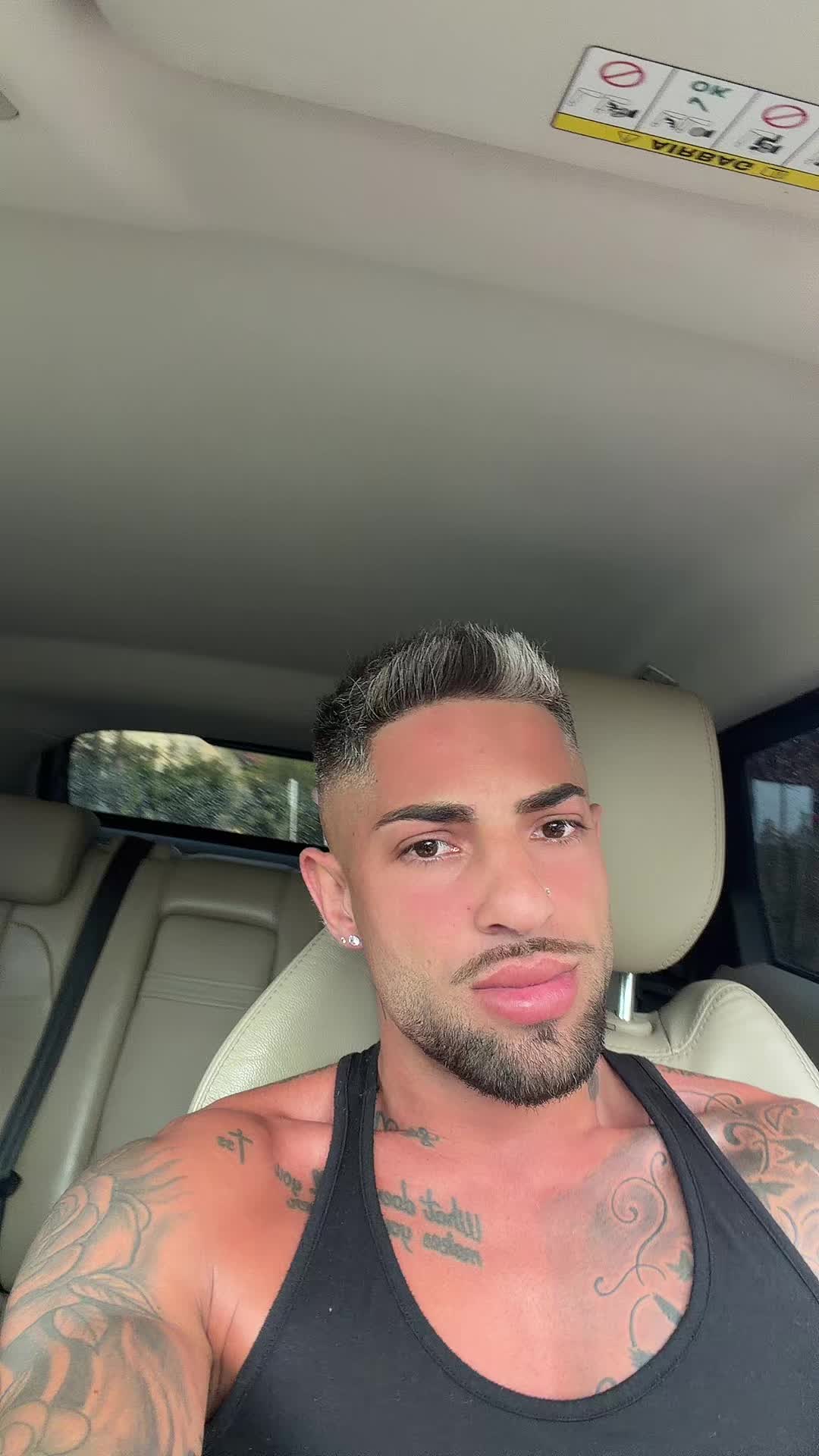 @Gu$zt&acirc;v_Official