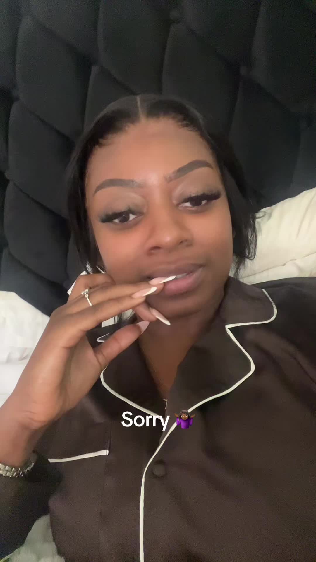 @Hindia Alicia