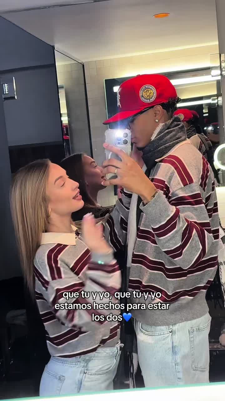 @mayaadelvecchio