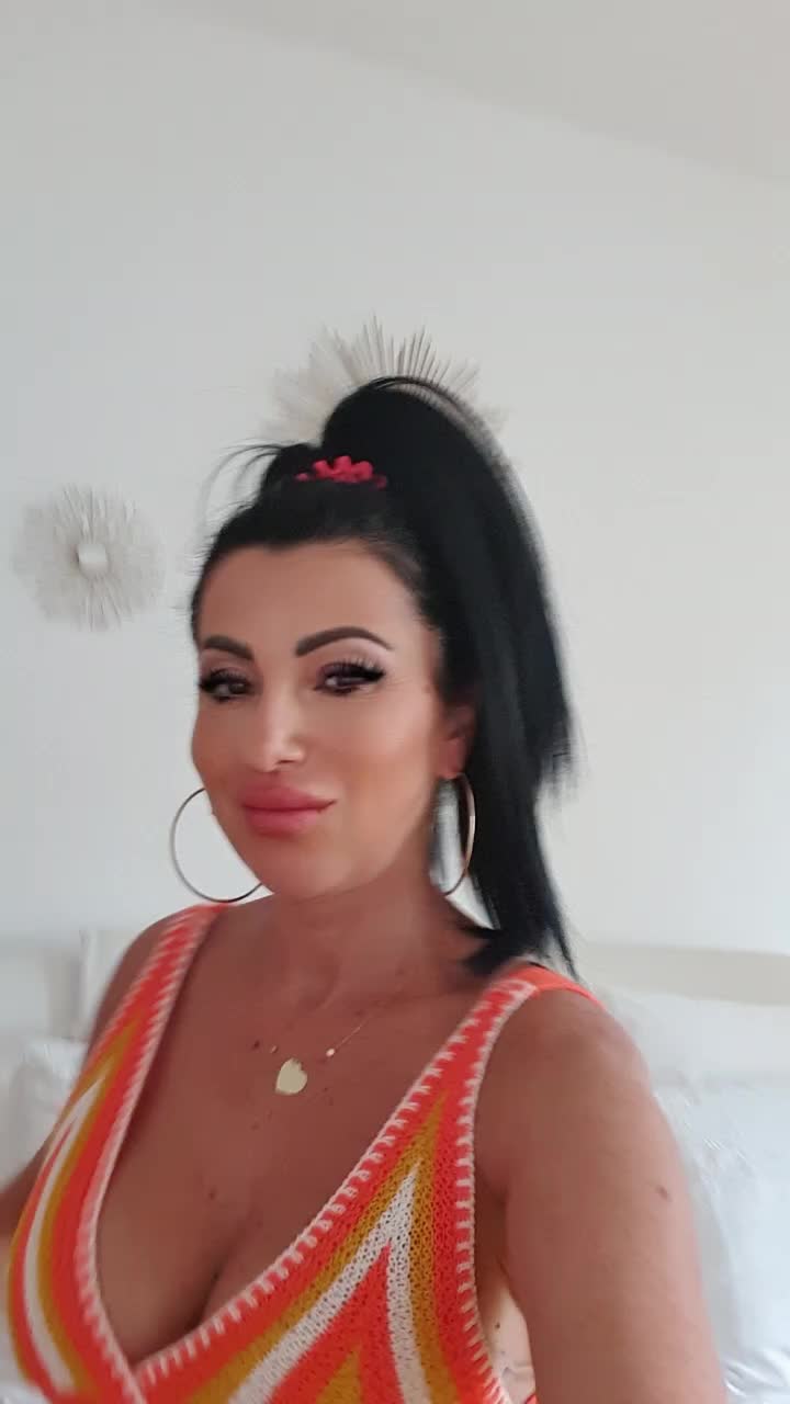 @Ela❤️T