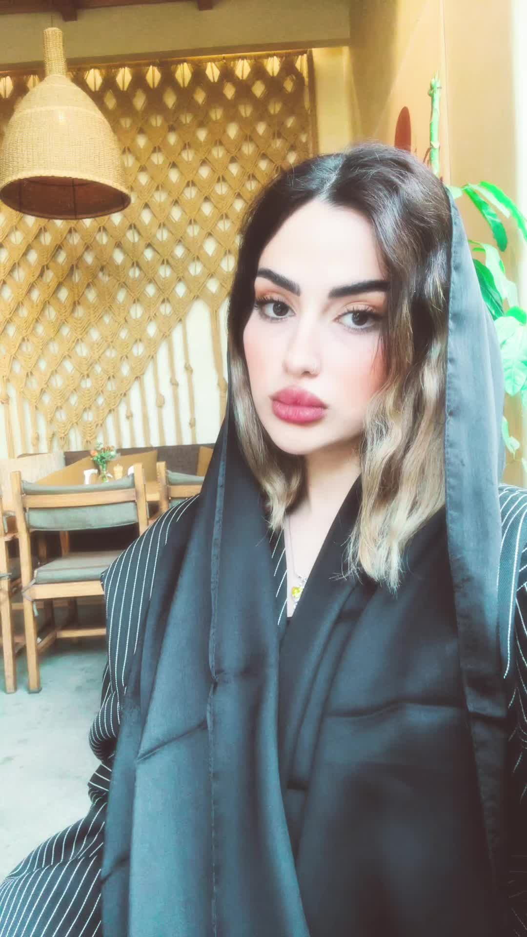 @Mahdie💕
