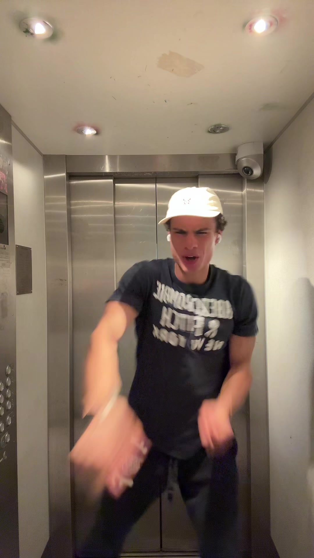 @justinvanderveen