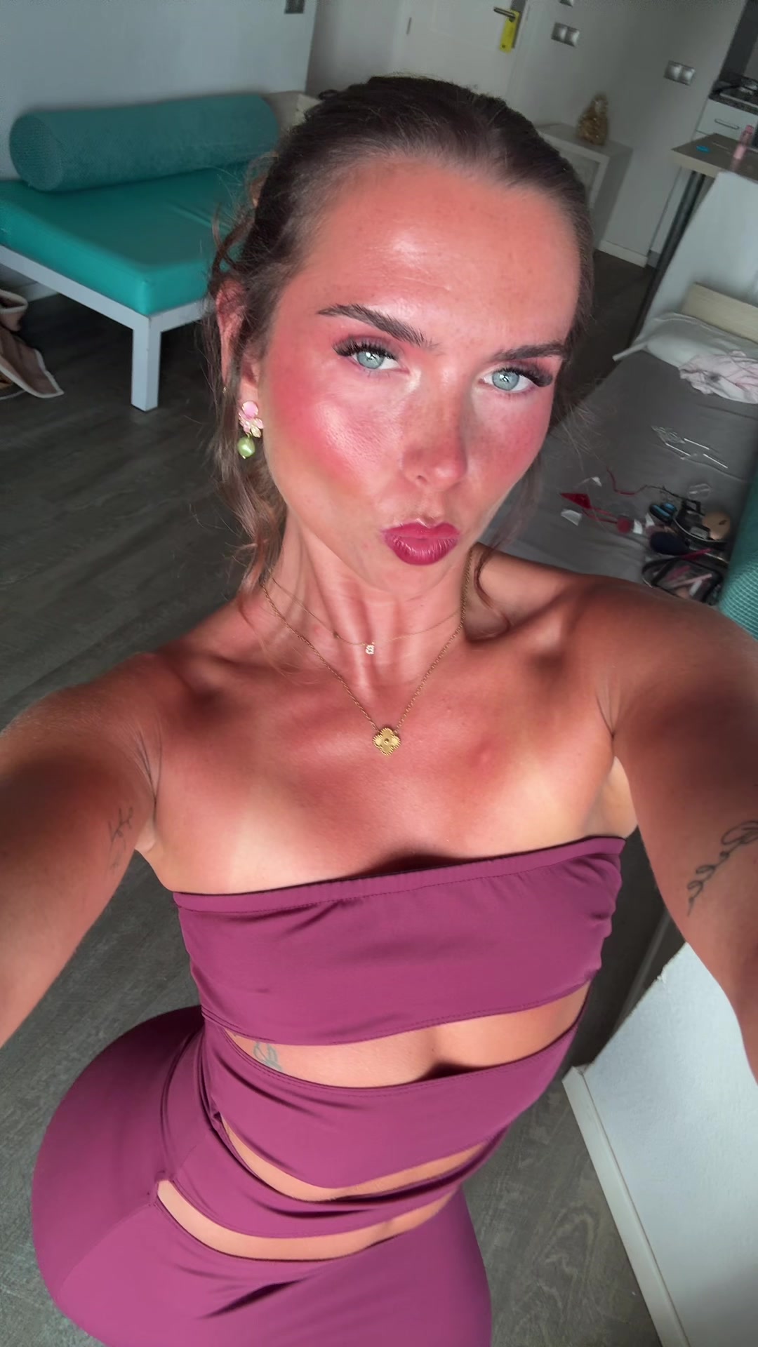 @brookesmithson
