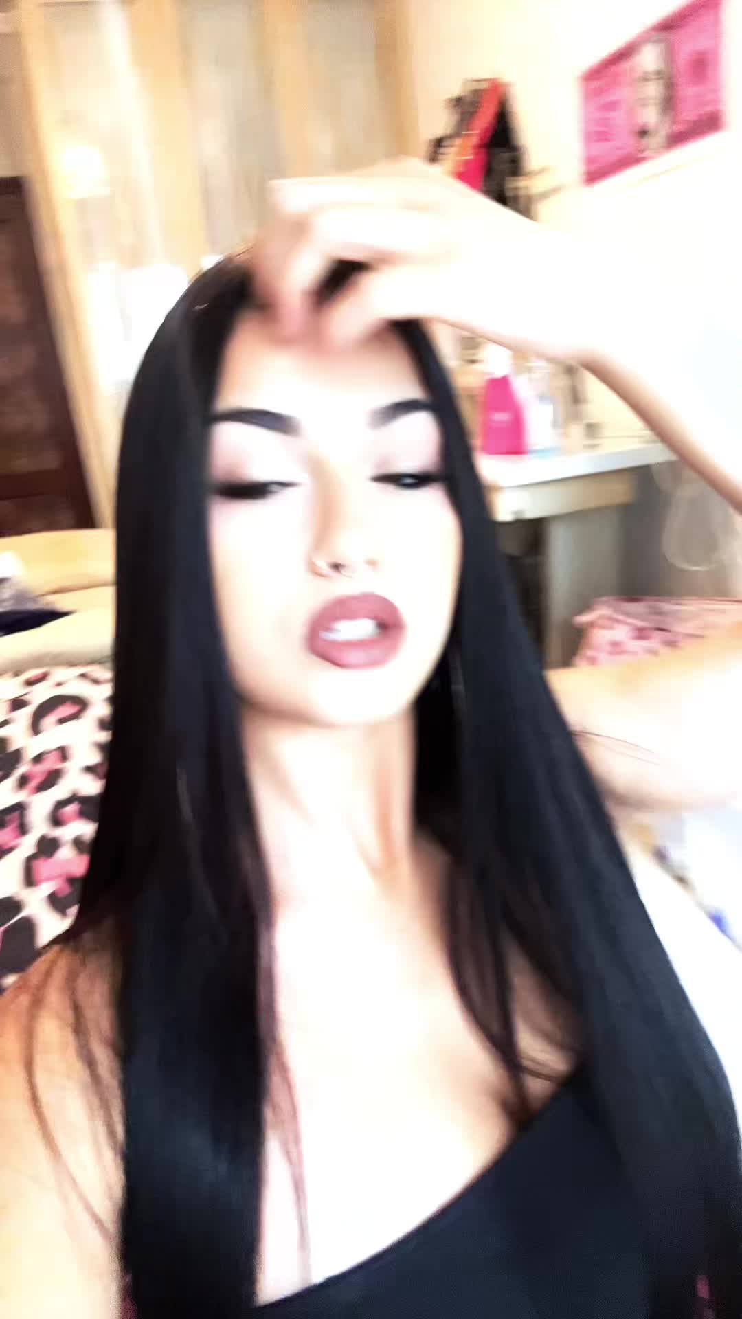 @𝕲𝕷𝕺𝕽𝕴𝕬👑