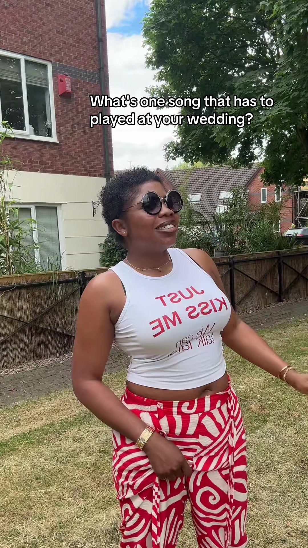 @Vibe Queen🎙️👑