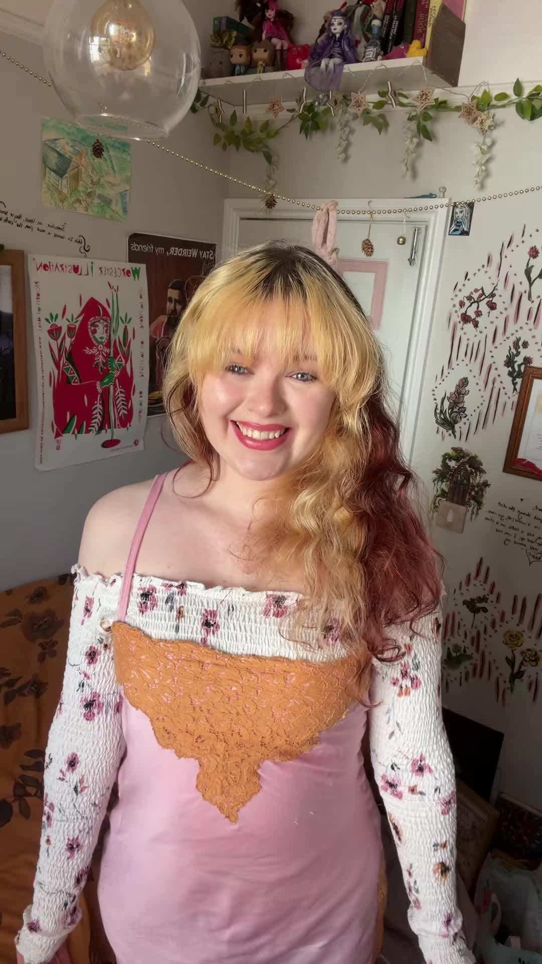 @Smolly