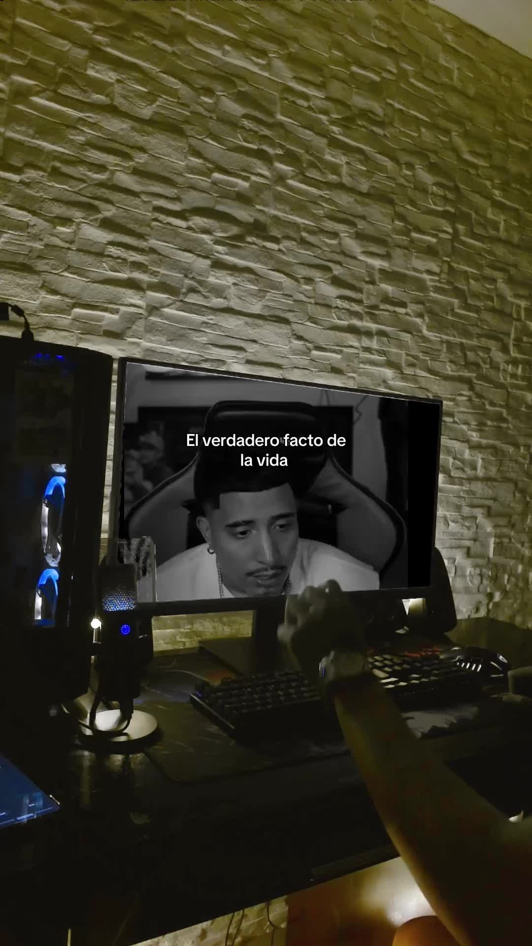 @soy_julian