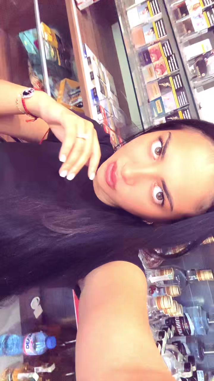 @Mikkaela Kamburova