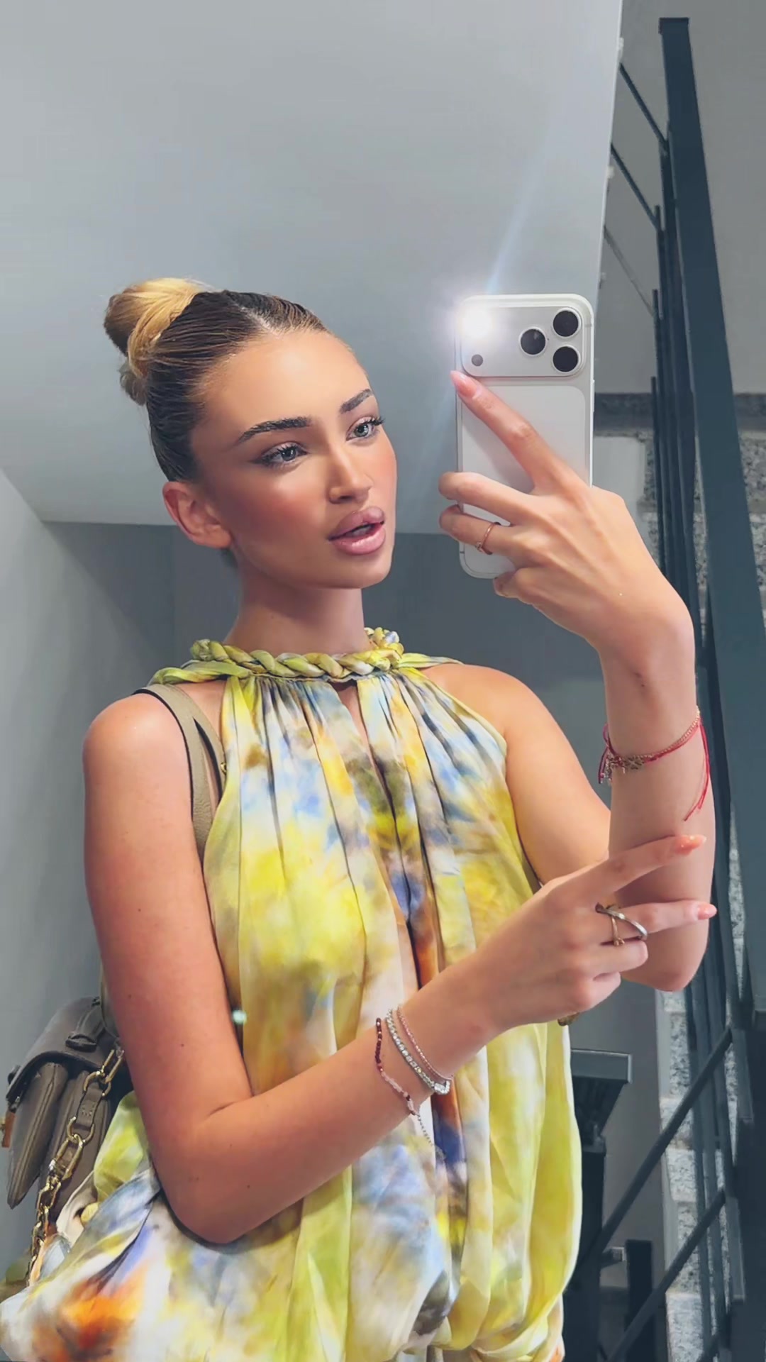 @ZLATINA VELYCHKOVA