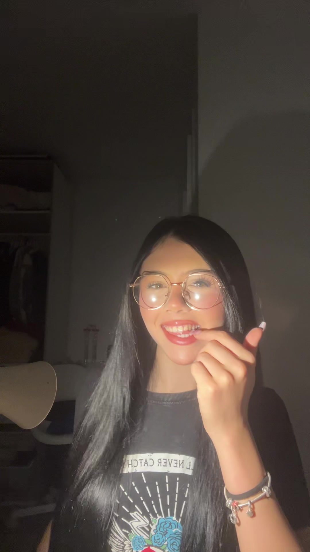 @Xd_.