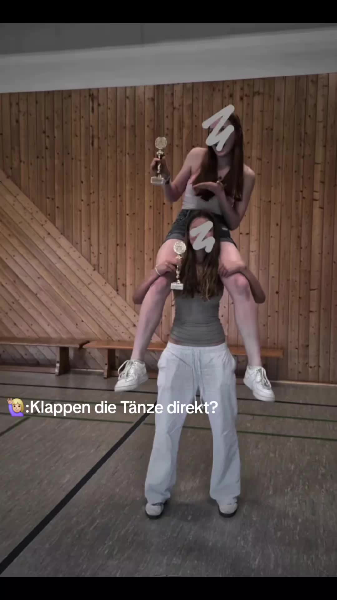 @Lara&Mila