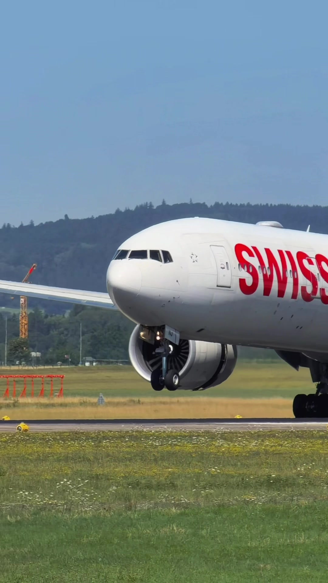 @ZRH_Airfieldmoments