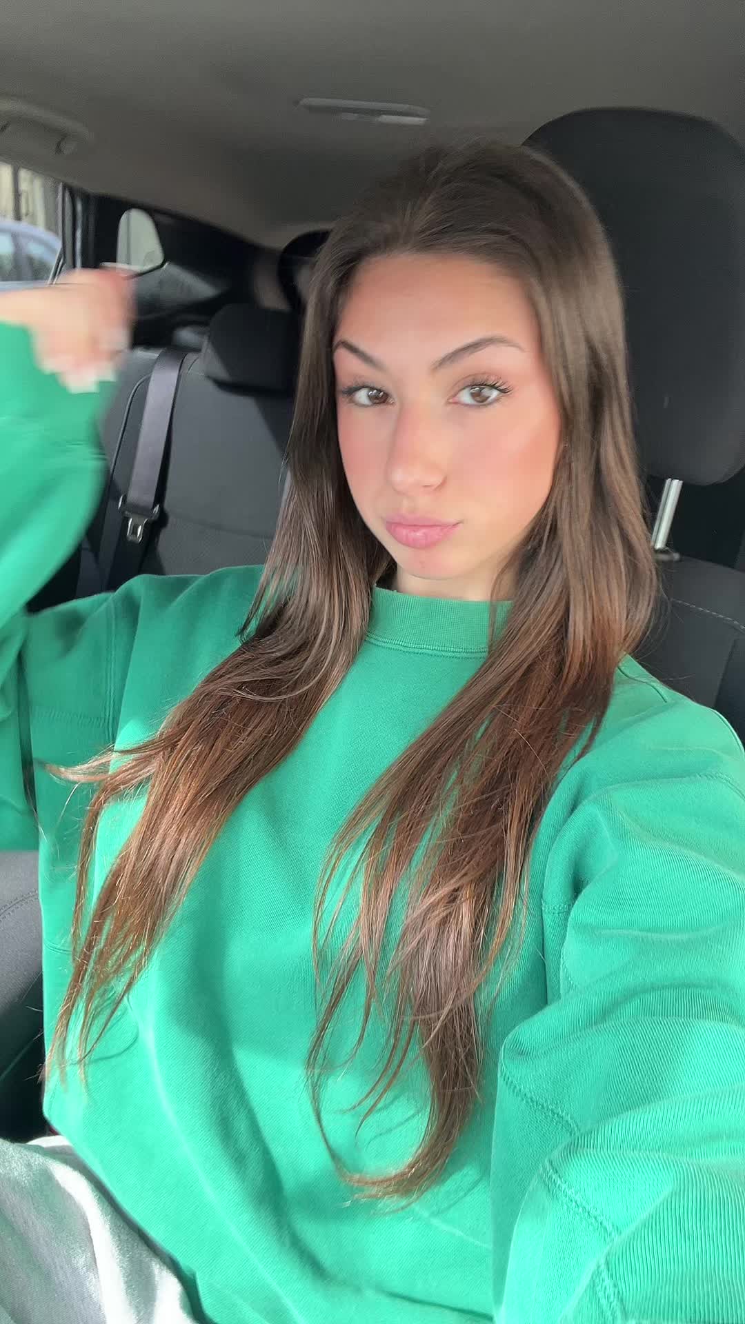 @Alic3