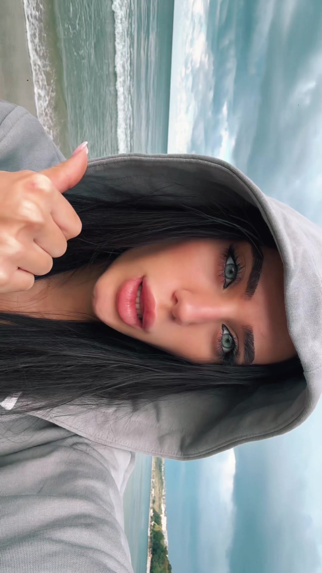 @_liaemilia