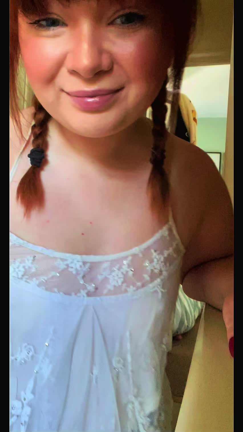 @Em_Rose240292