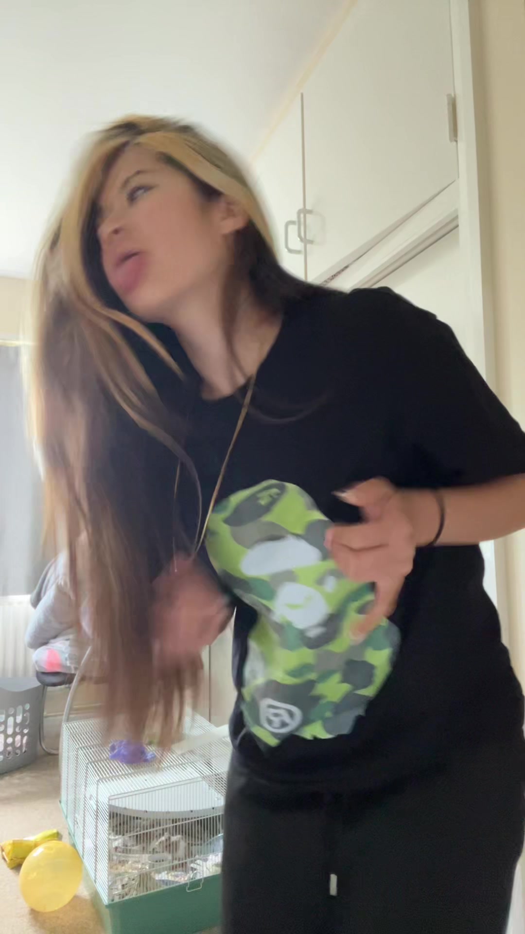 @rzyy715