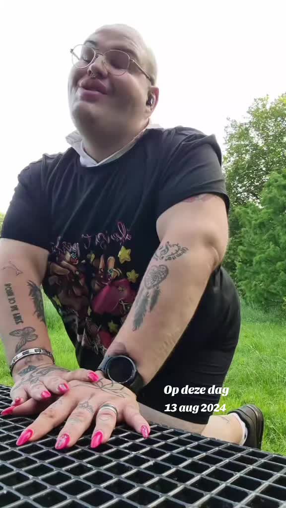 @Melliegezellieofficial