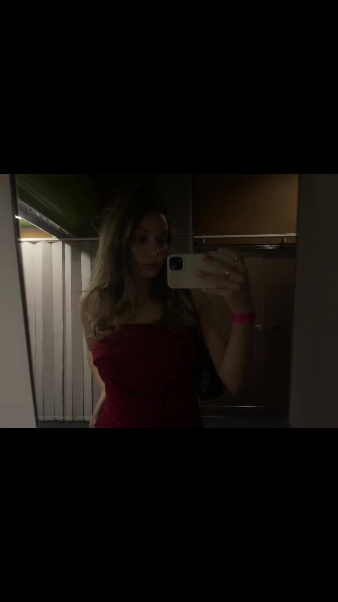 @e