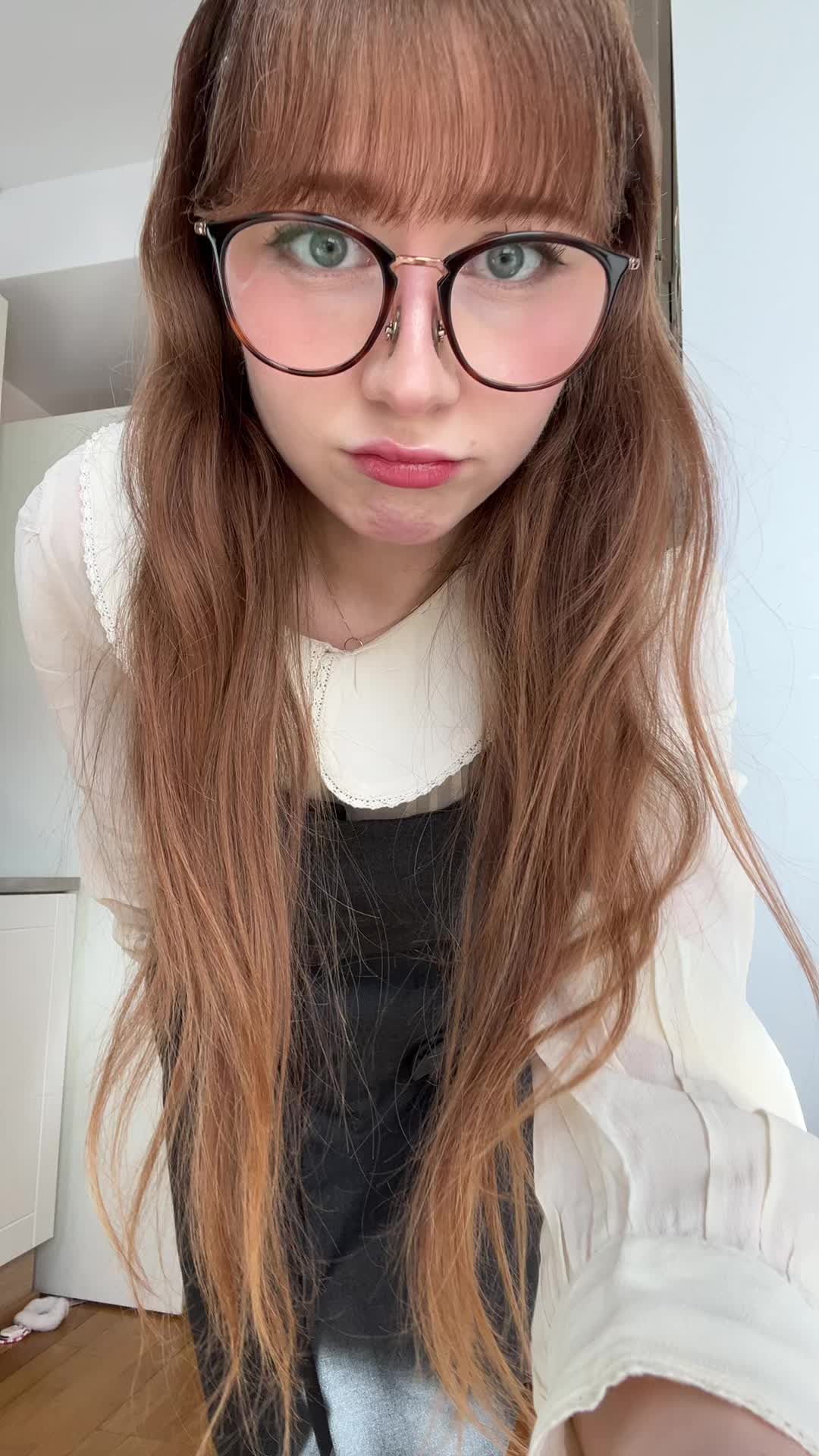 @Ella