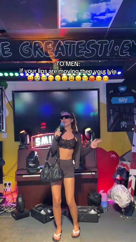 @legallaughswithlily