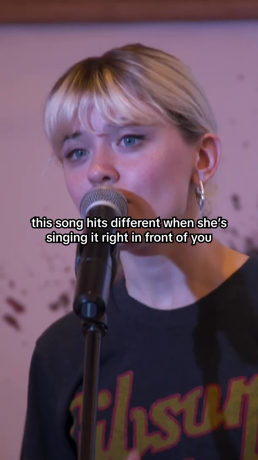 @Maisie Peters on stage
