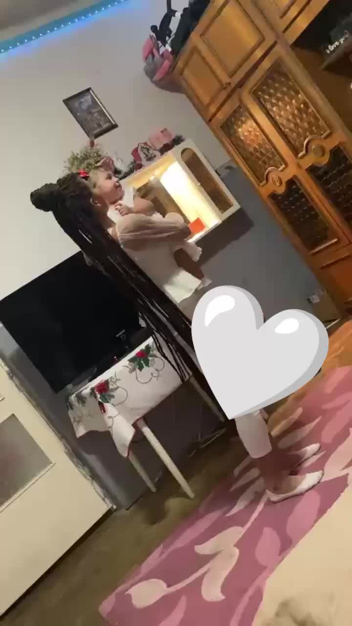 @Kiara