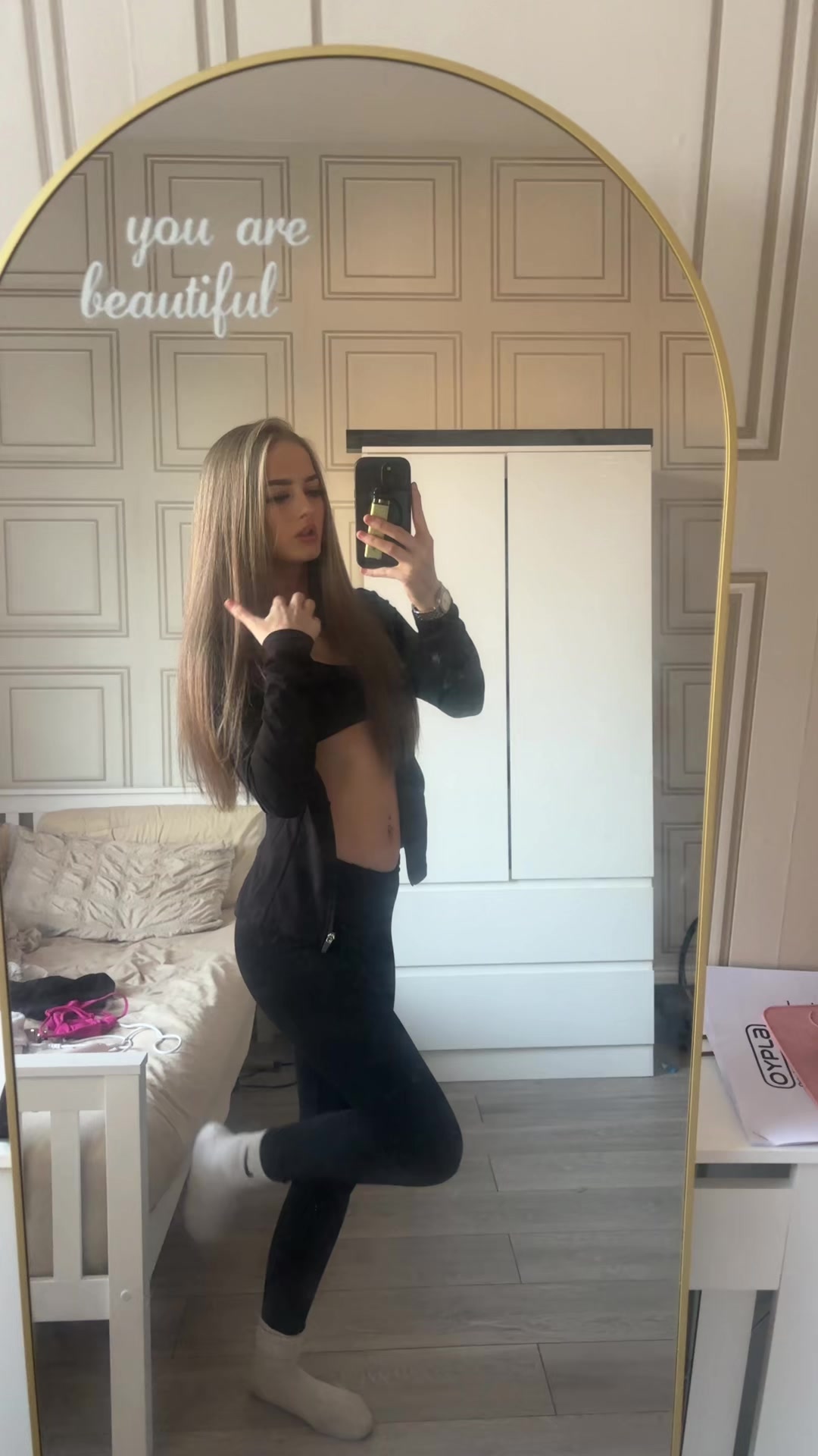 @𝐿𝑜𝓁𝒶-𝑀𝒶𝒾🐻🤎✨