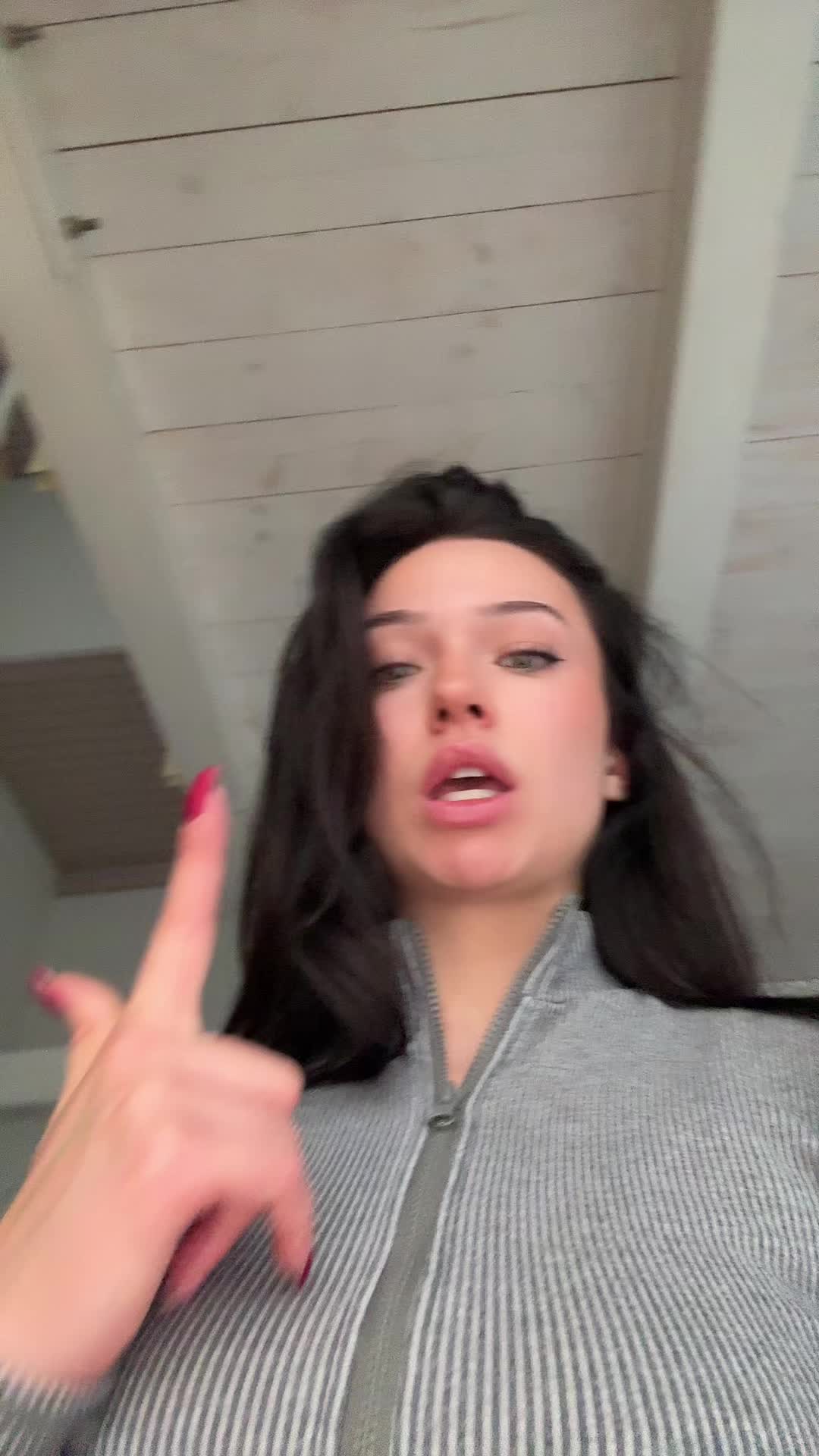 @Yara Linn ๐