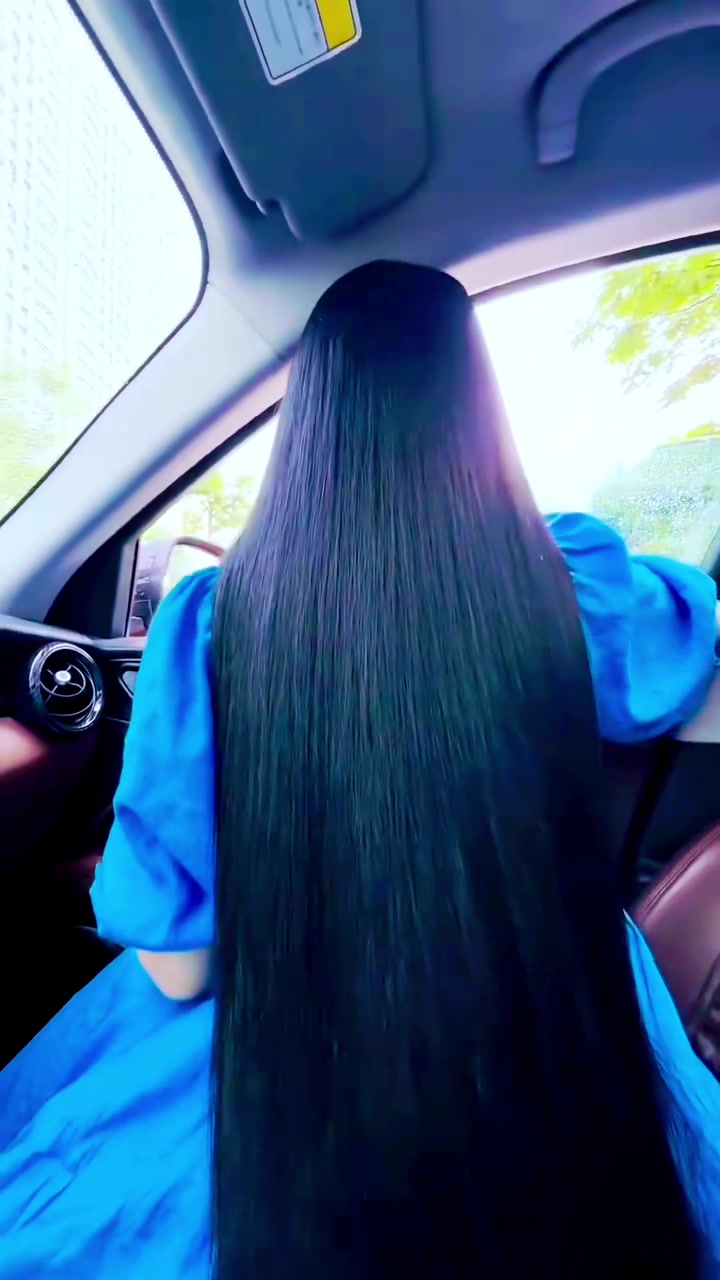 @Sexiest_long_Hair