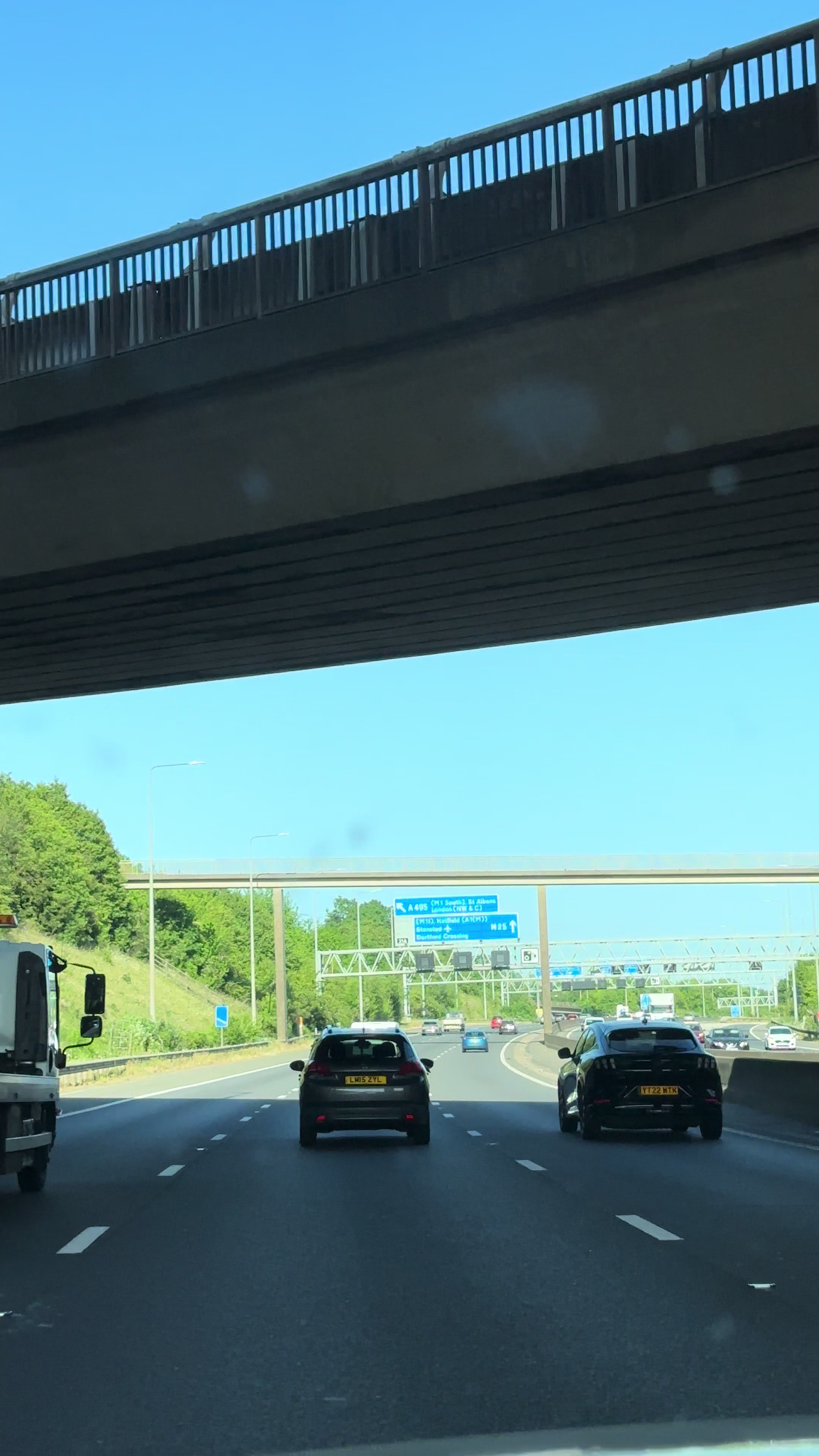 @𝑾𝑻 🚶&zwj;♂️