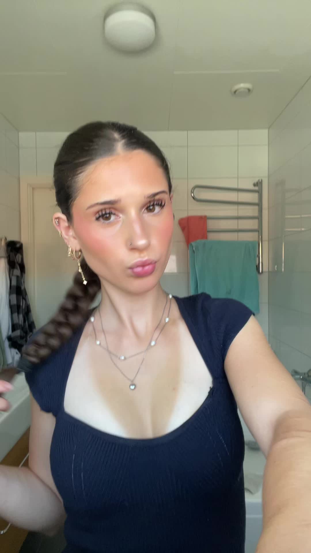 @elise