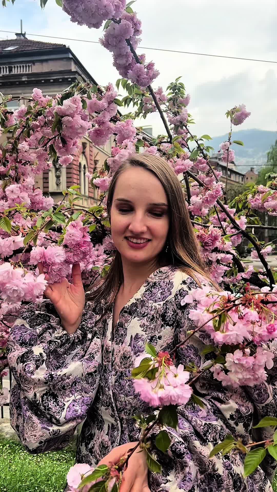@Lena Pozhar