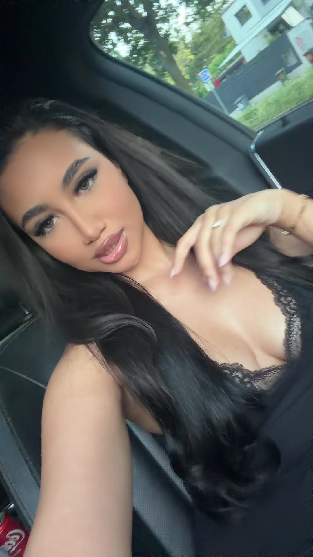 @𝐒𝐀𝐑𝐀 𝐒𝐓𝐎𝐉𝐀𝐍𝐎𝐕 🤍