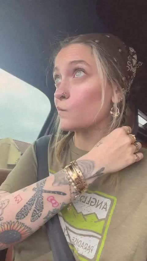 @Paris Jackson