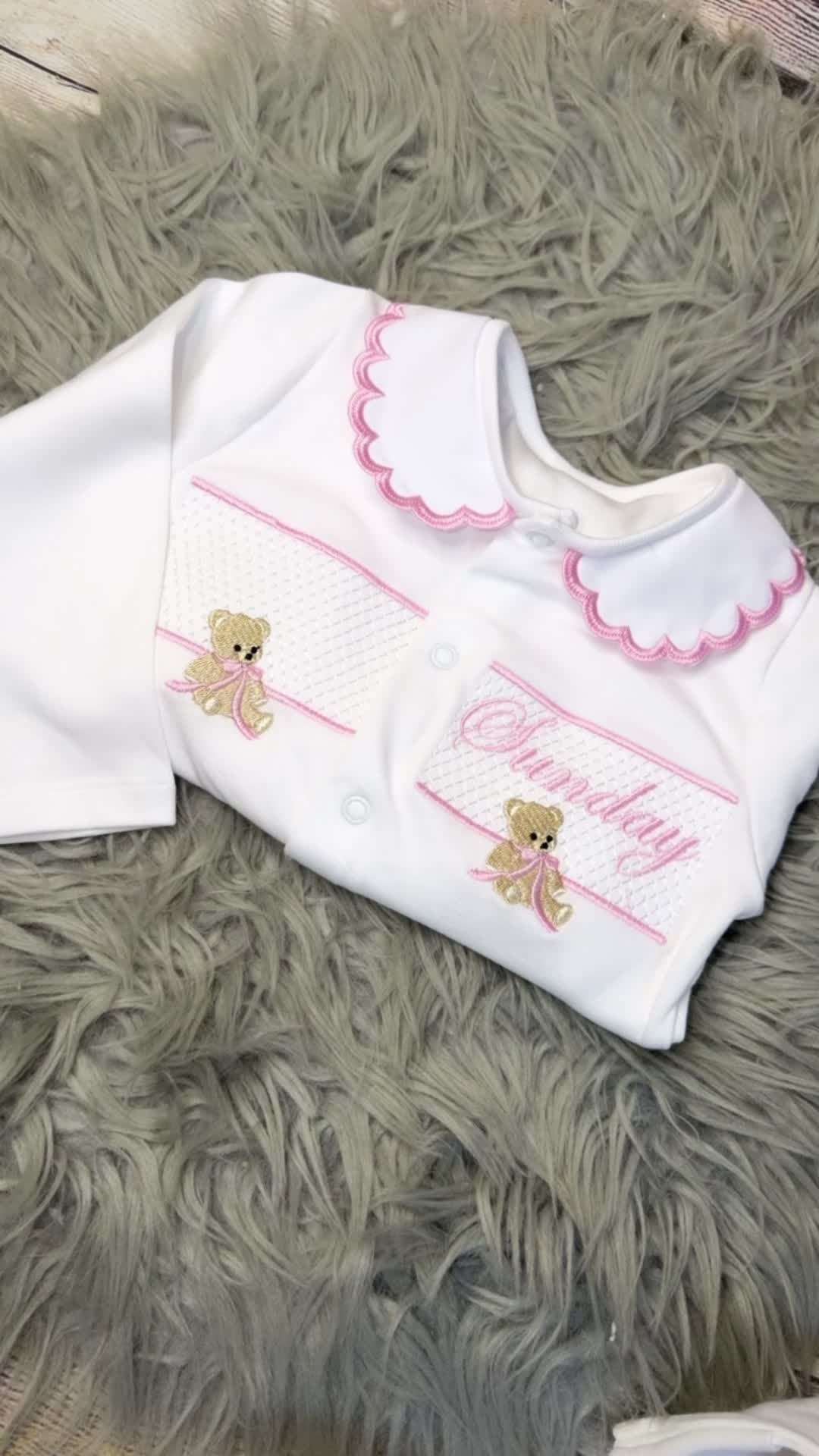 @AviaRose Clothing