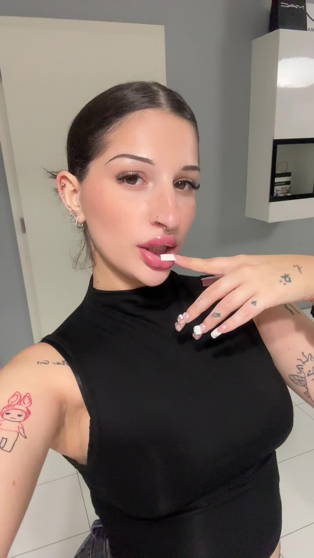 @m3r3ggomboc
