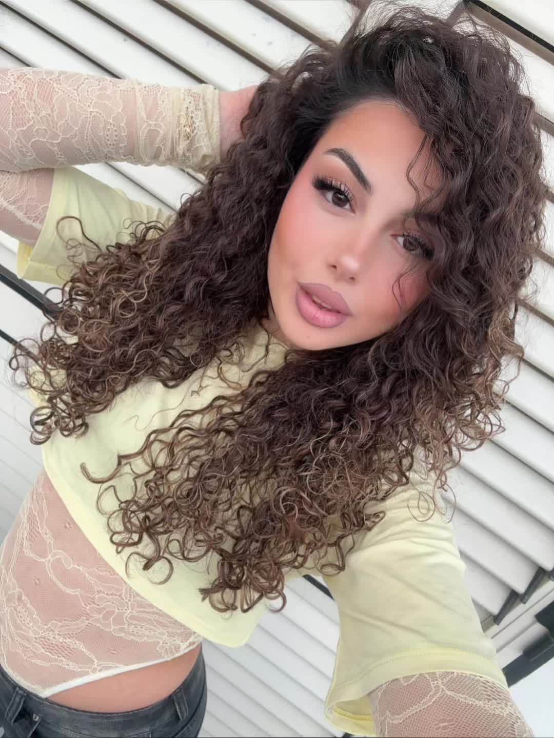 @𝓮