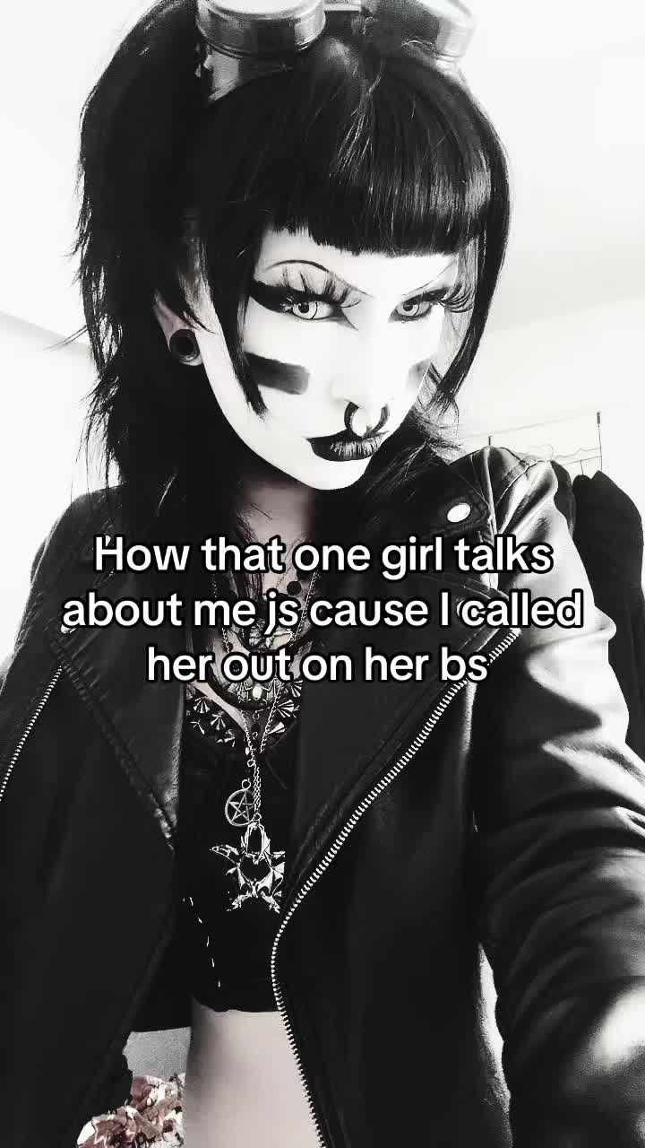 @🦇