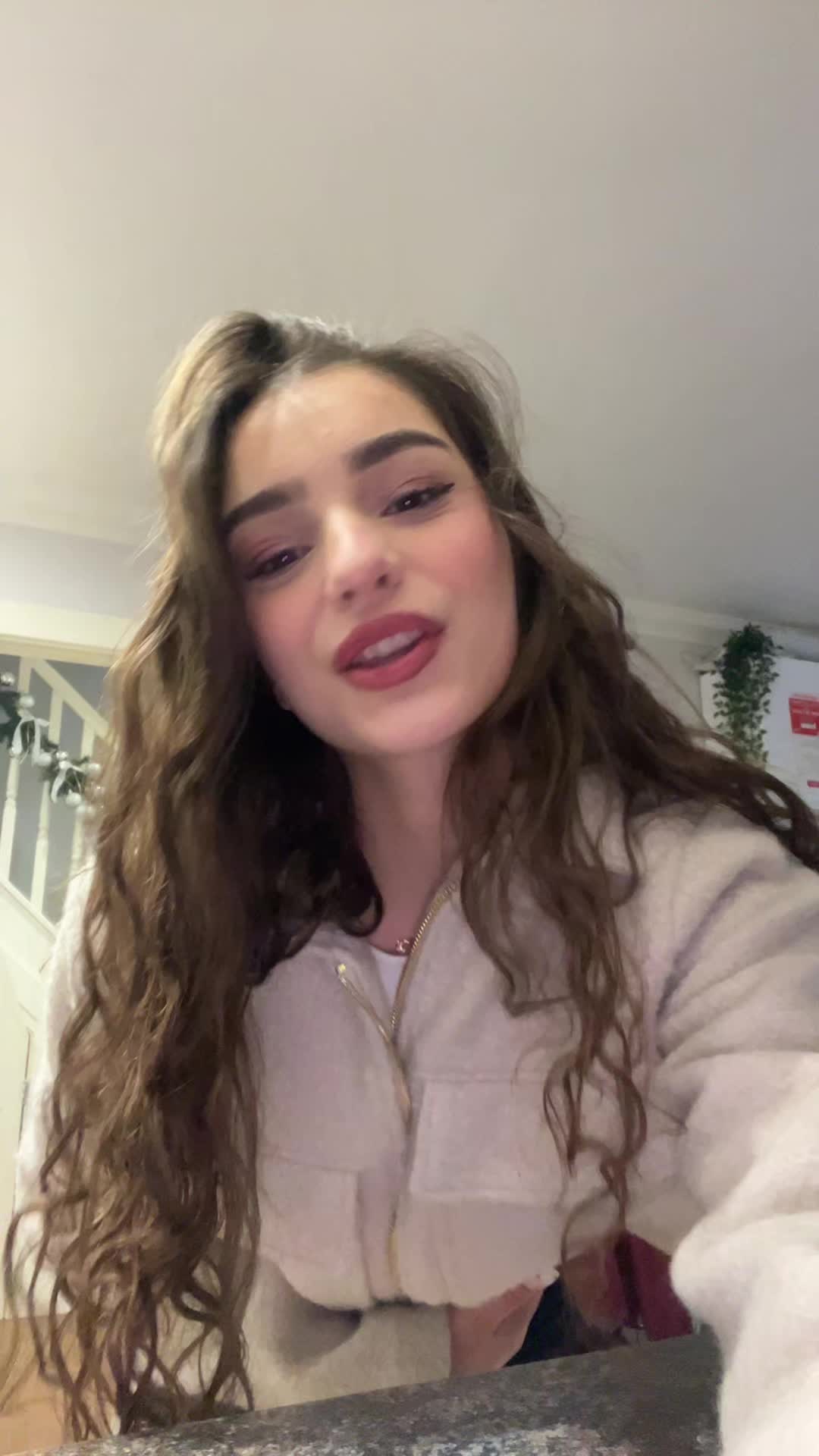 @ioanna