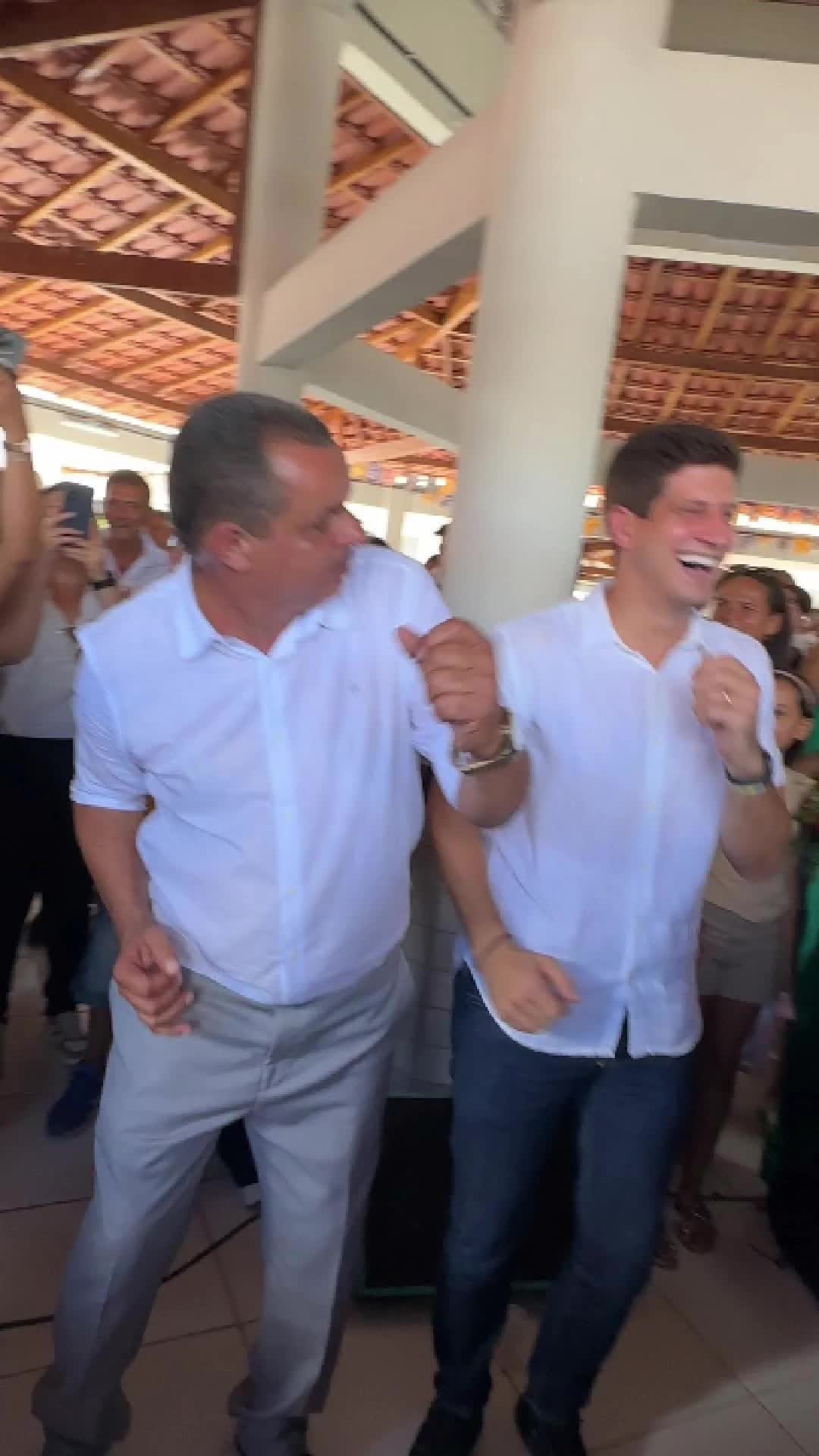@João Campos