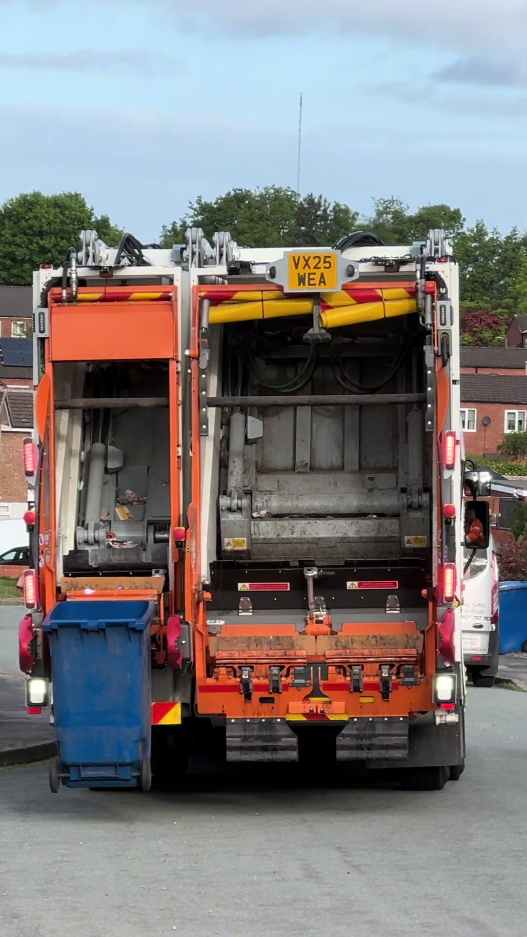 @Bin Lorries of Tamworth