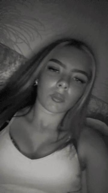 @holl💝
