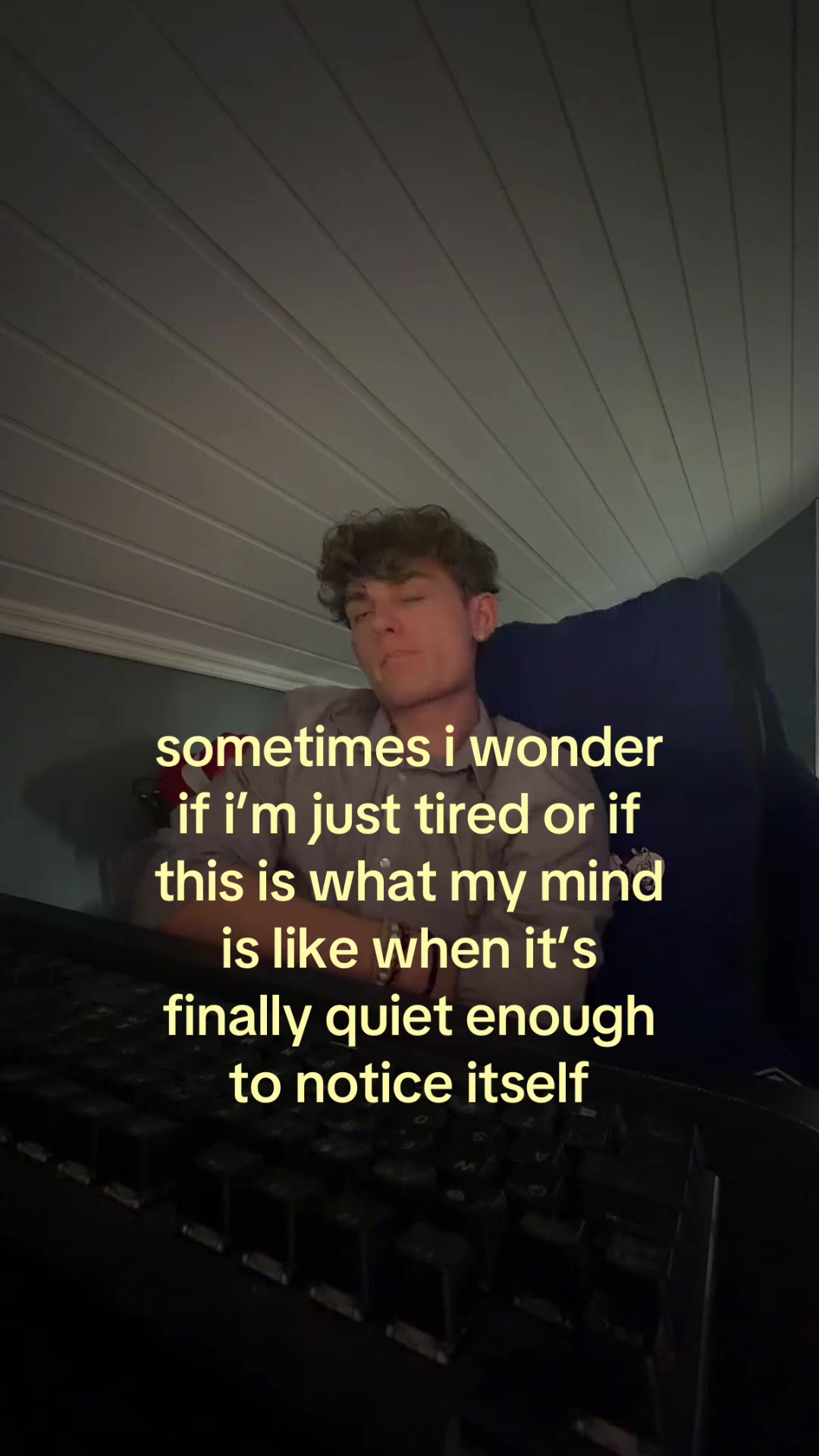 @⃟