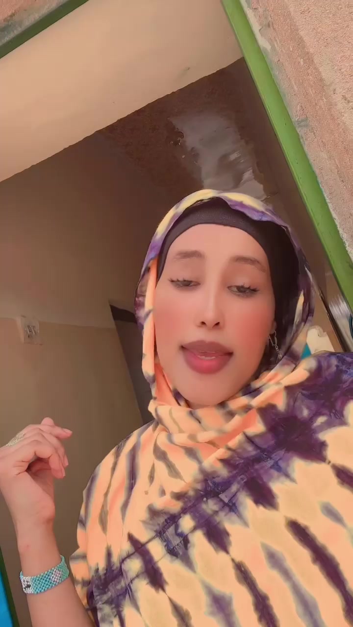@Dhamo 🦋dhool