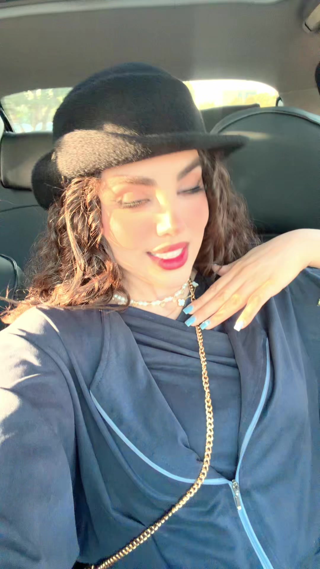 @Zahra Shiri