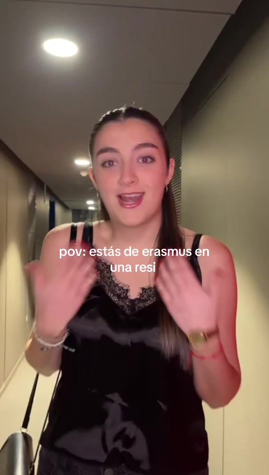 @luciasanch__