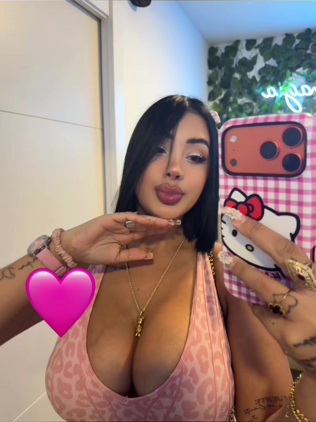 @Tania Tania