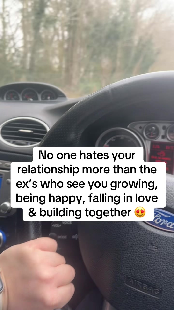 @Kayleigh🖤